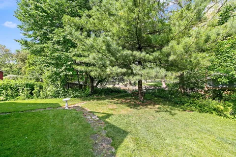 $400,000 | 30 South Grant Street, North Aurora, IL 60542