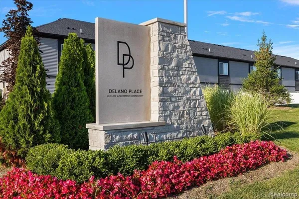 $1,895 | 28220 Delano Drive, Unit 7G, New Baltimore, MI 48051