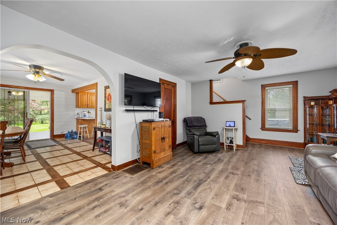 2462 Myersville Road Uniontown, OH 44685 - Photo 9 of 43