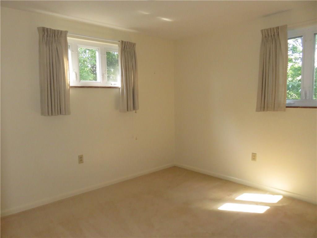 316 Jefferson Road Pittsburgh, PA 15235 - Photo 13 of 25 Gallery Image 13