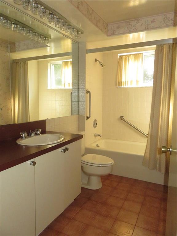 316 Jefferson Road Pittsburgh, PA 15235 - Photo 15 of 25 Gallery Image 15