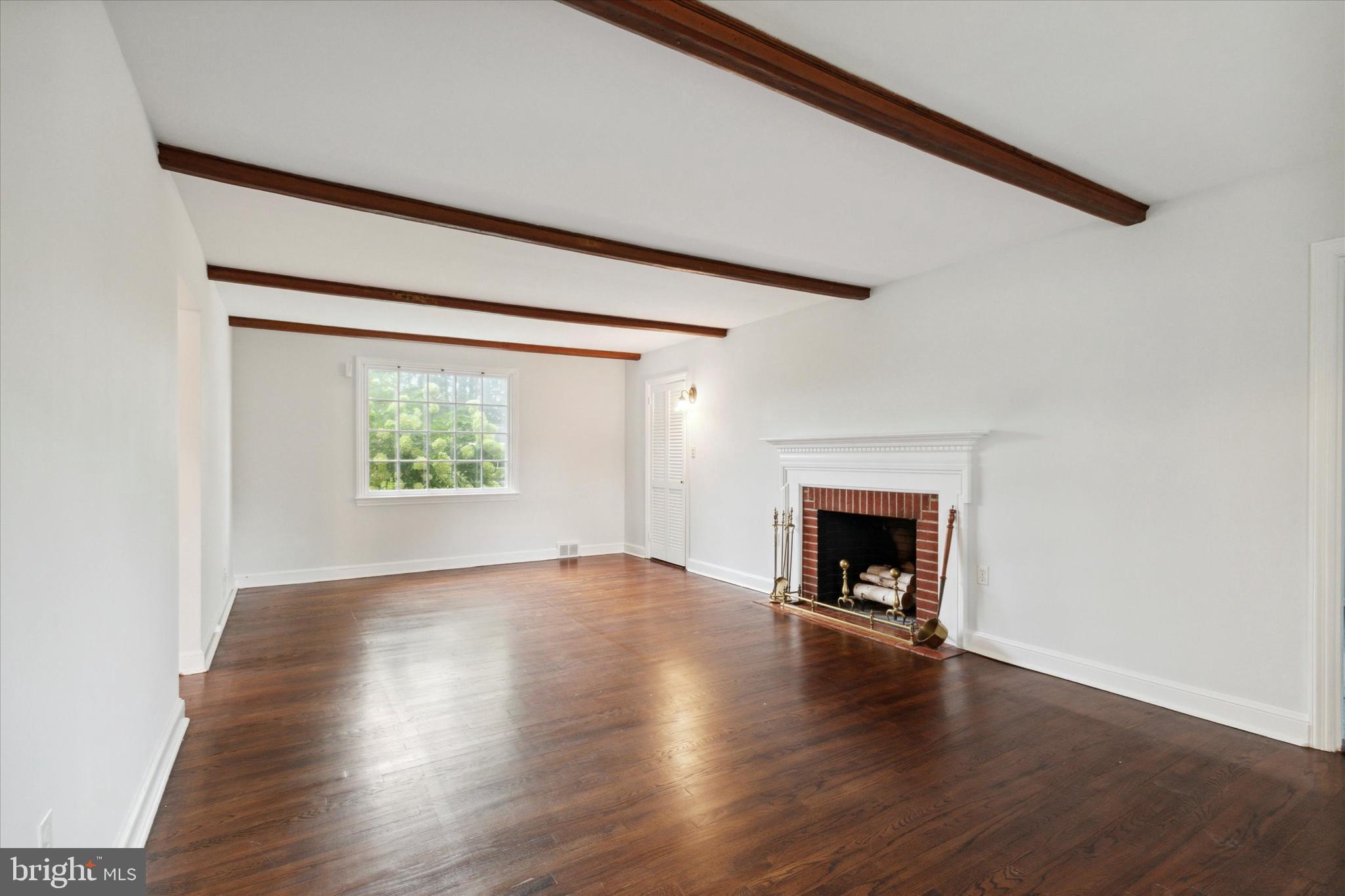 407 Crest Road Wilmington, DE 19803 - Photo 10 of 28 Gallery Image 10