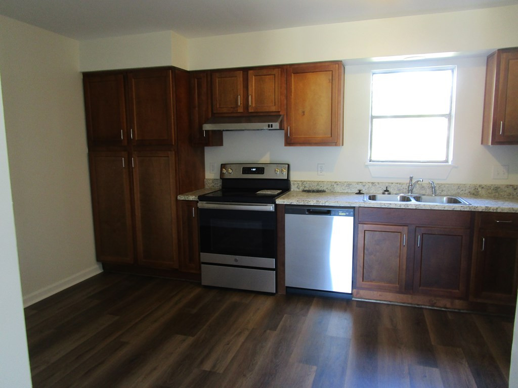 251 Rast Street, Unit I2 Sumter, SC 29150 - Photo 5 of 12