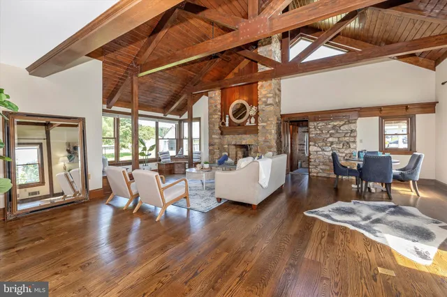 $999,500 | 8423 Yellow Springs Road, Frederick, MD 21702