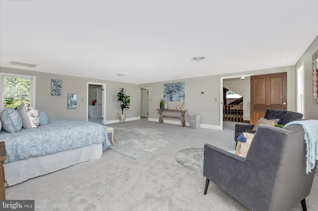 $999,500 | 8423 Yellow Springs Road, Frederick, MD 21702