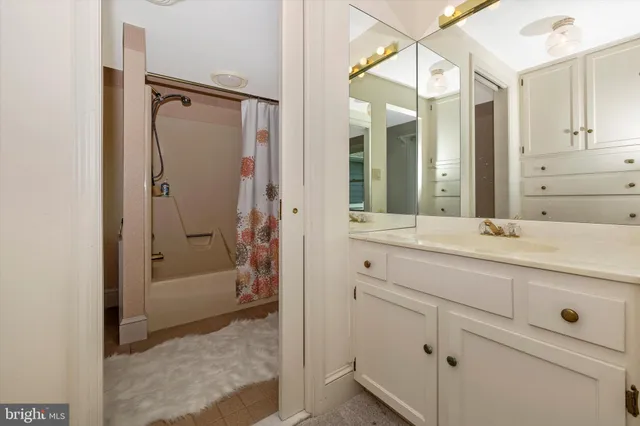 $999,500 | 8423 Yellow Springs Road, Frederick, MD 21702