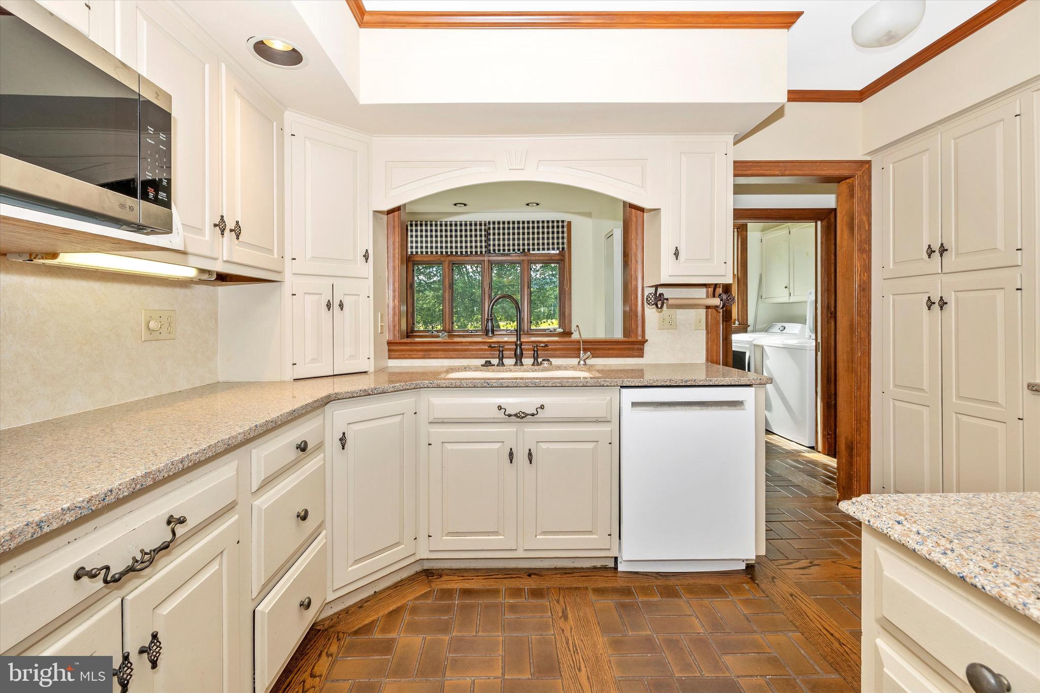 8423 Yellow Springs Road Frederick, MD 21702 - Photo 42 of 136