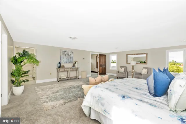 $999,500 | 8423 Yellow Springs Road, Frederick, MD 21702