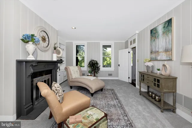 $999,500 | 8423 Yellow Springs Road, Frederick, MD 21702