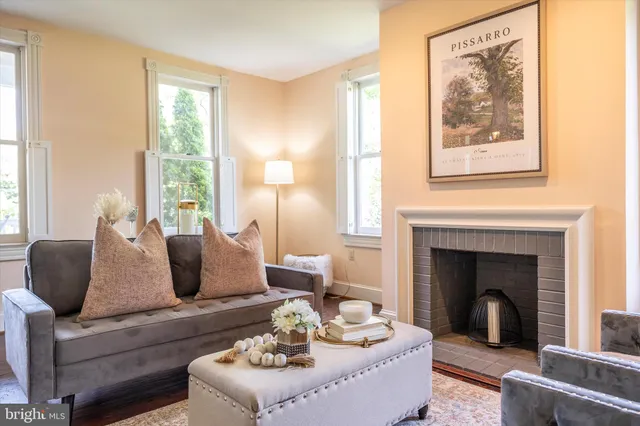 $999,500 | 8423 Yellow Springs Road, Frederick, MD 21702