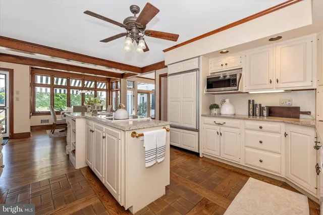 $999,500 | 8423 Yellow Springs Road, Frederick, MD 21702