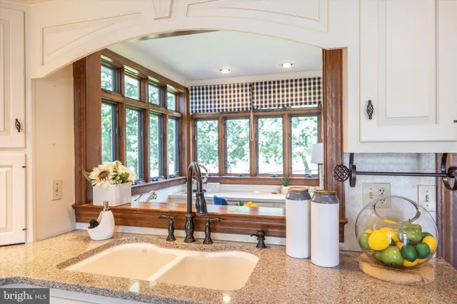 $999,500 | 8423 Yellow Springs Road, Frederick, MD 21702