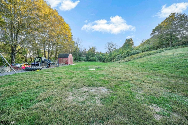 49 Mt Pleasant Road Columbia, NJ 07832 - Photo 12 of 47