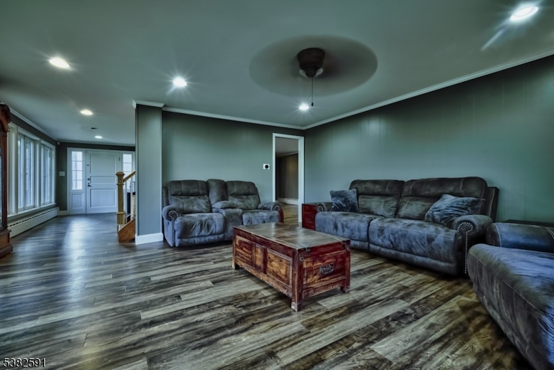 49 Mt Pleasant Road Columbia, NJ 07832 - Photo 31 of 47 a living room with furniture and a wooden floor