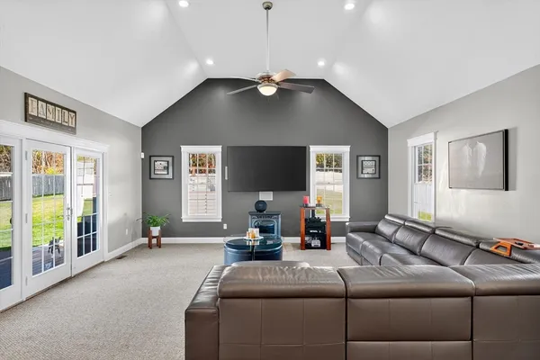 $1,180,000 | 6 Colby Road, Danvers, MA 01923