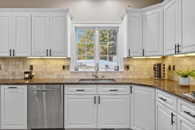 $1,200,000 | 6 Colby Road, Danvers, MA 01923