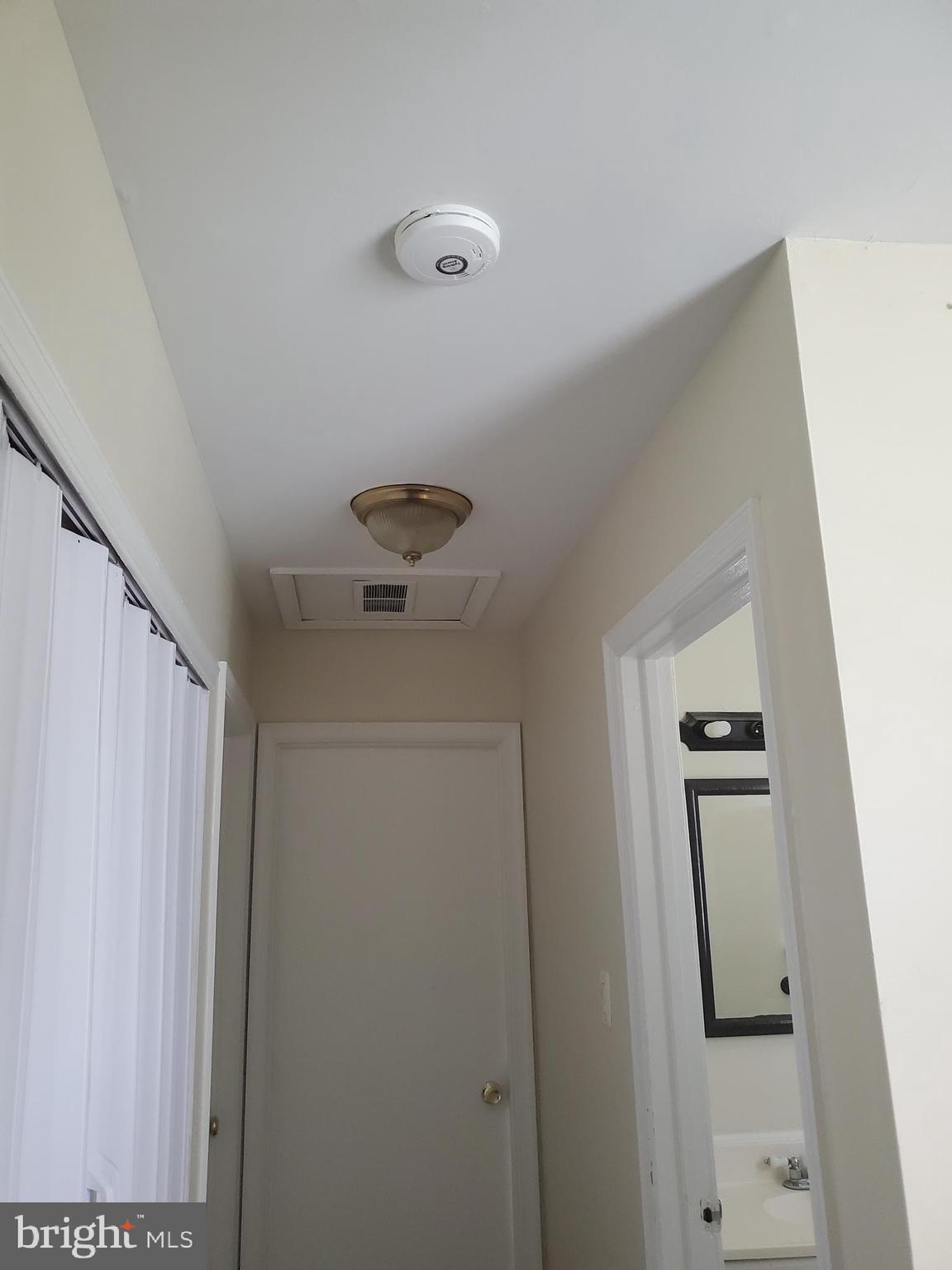 147 Hampshire Road Sicklerville, NJ 08081 - Photo 21 of 38