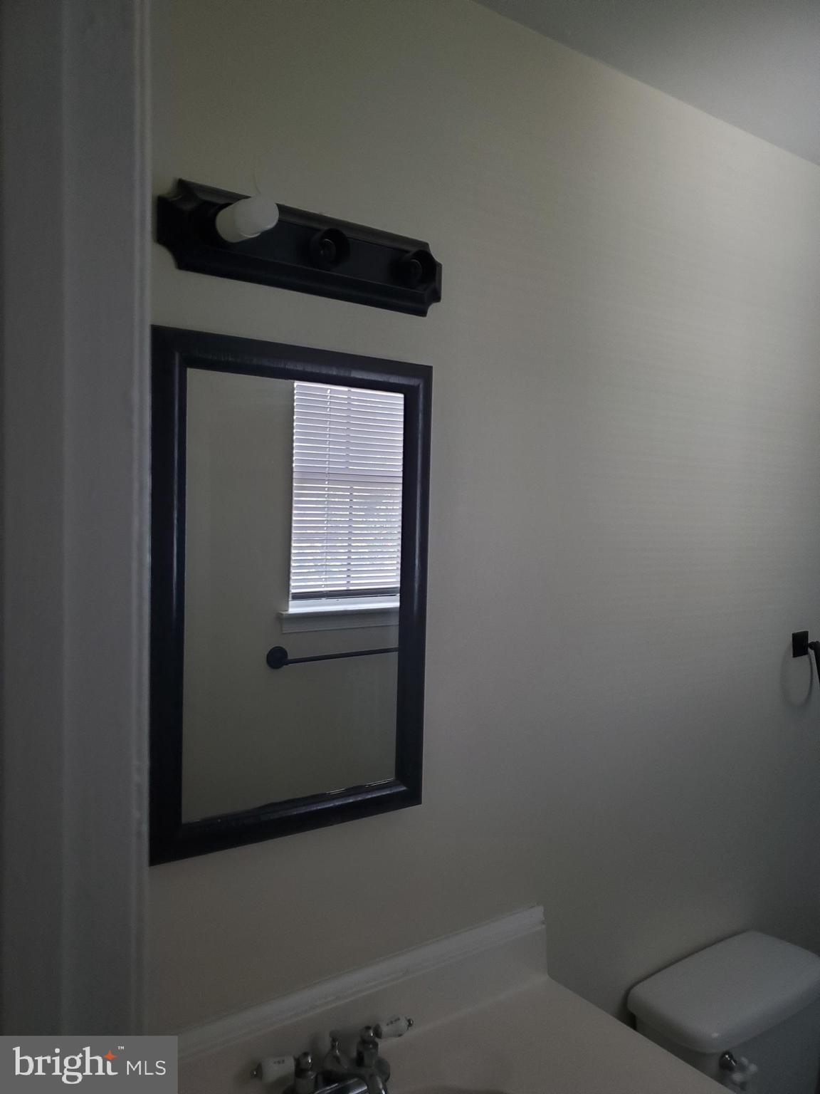 147 Hampshire Road Sicklerville, NJ 08081 - Photo 24 of 38