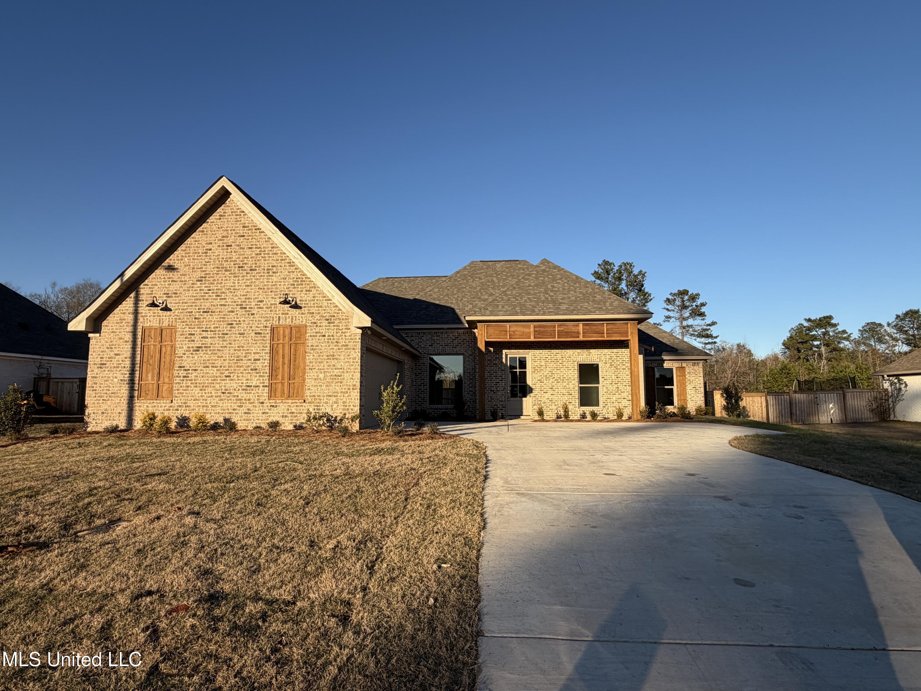 177 Cornerstone Drive Brandon, MS 39042 - Photo 2 of 17 IMG_1303