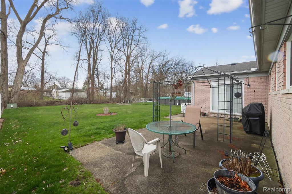 25046 Chestnut Street Taylor, MI 48180 - Photo 34 of 45