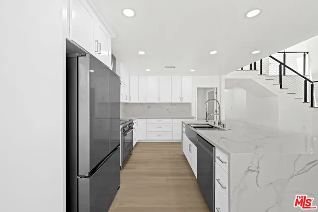 $1,379,000 | 16113 Gledhill Street, North Hills, CA 91343