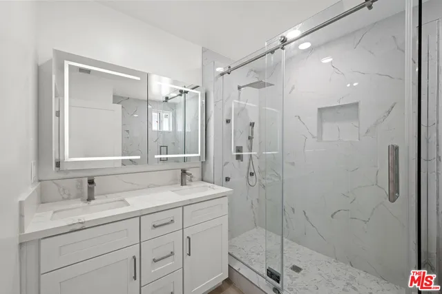 $1,379,000 | 16113 Gledhill Street, North Hills, CA 91343