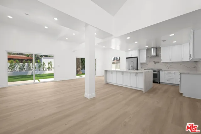 $1,379,000 | 16113 Gledhill Street, North Hills, CA 91343