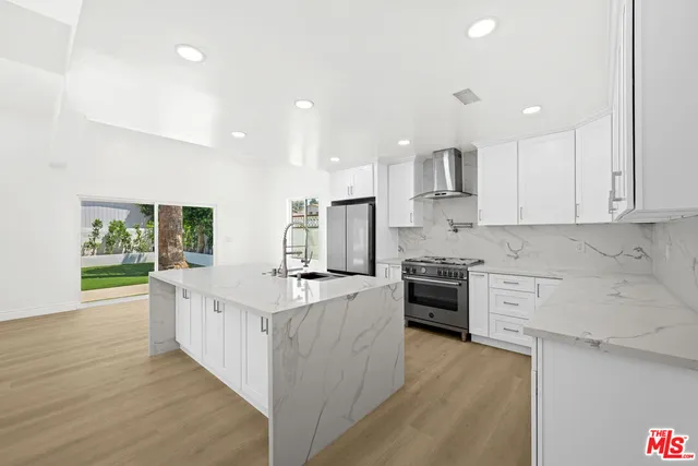 $1,379,000 | 16113 Gledhill Street, North Hills, CA 91343