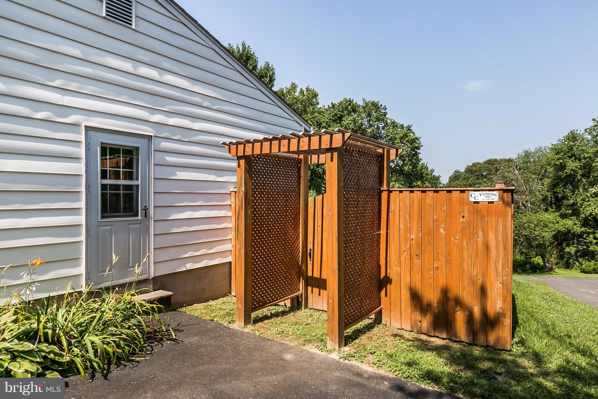 8944 Satyr Hill Road Baltimore, MD 21234 - Photo 24 of 29 Side Entrance