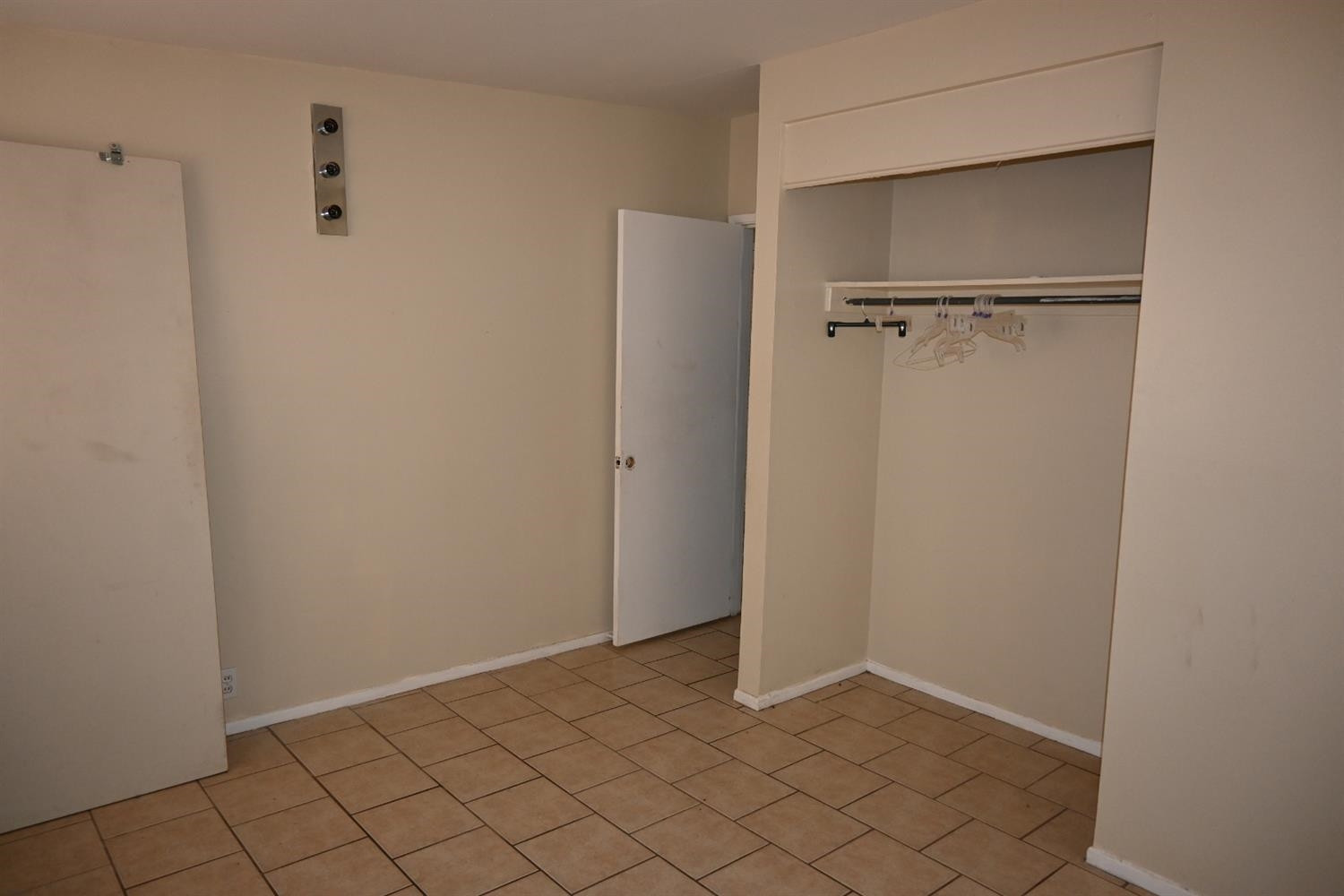 2725 62nd Street Lubbock, TX 79413 - Photo 6 of 11 a view of an empty room