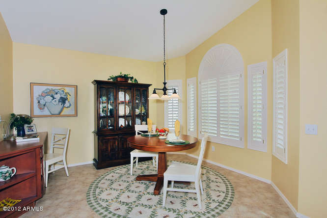 16134 Piccadilly Road Goodyear, AZ 85395 - Photo 8 of 21 Breakfast Area
