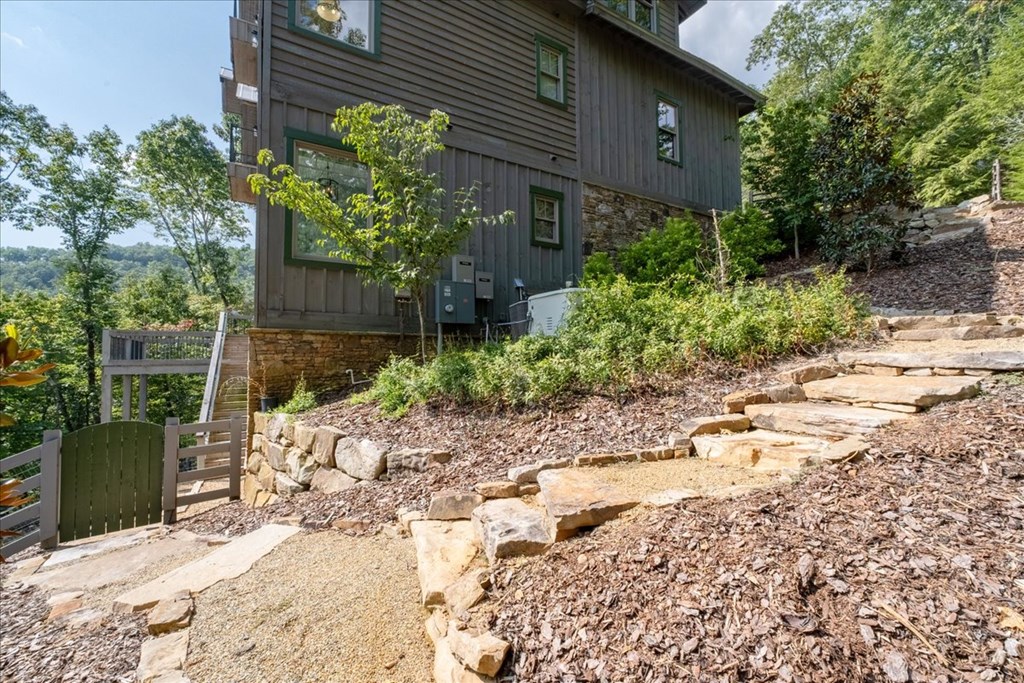 207 Utana Blfs Trail Ellijay, GA 30540 - Photo 61 of 100