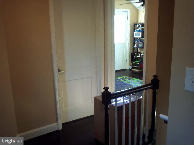 2105 Windham Place Silver Spring, MD 20902 - Photo 22 of 23 Interior (General)