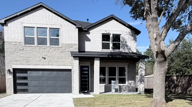 $449,999 | 2823 Woodcreek Meadows Lane, Houston, TX 77073