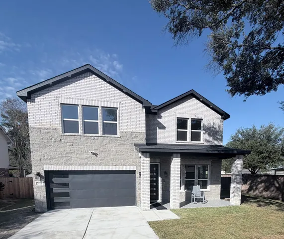 $429,999 | 2823 Woodcreek Meadows Lane, Houston, TX 77073