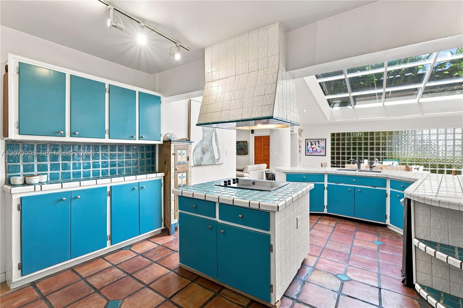 4110 Battersea Road Miami, FL 33133 - Photo 12 of 32 Gallery Image 12