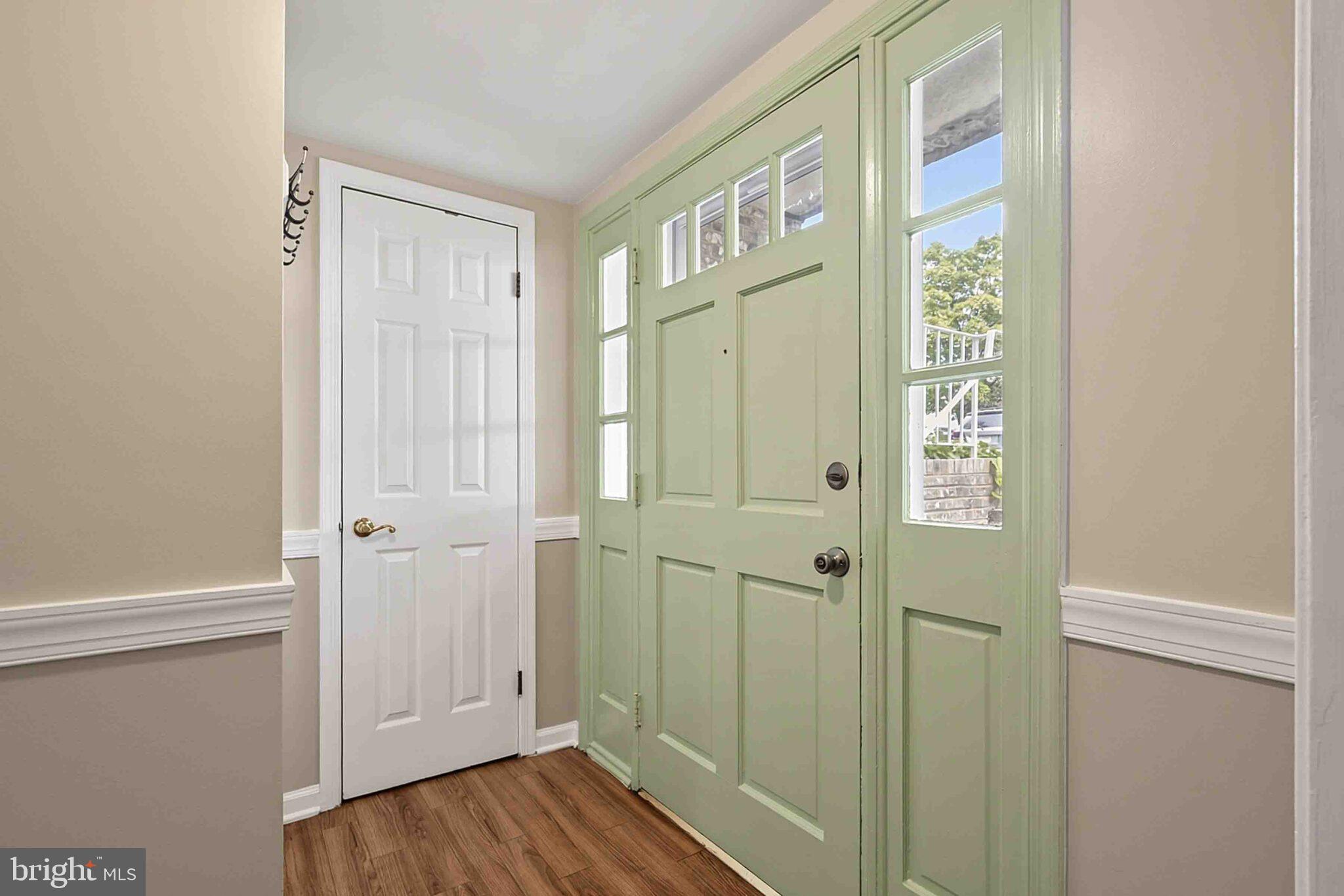 14439 Golden Oak Road Centreville, VA 20121 - Photo 6 of 47 Gallery Image 6