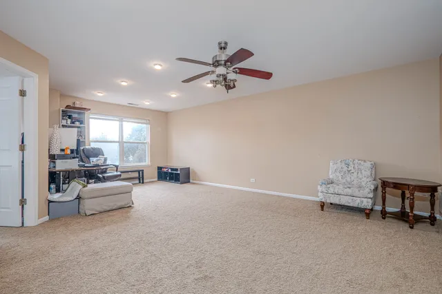 $380,000 | 3060 Crystal Rock Road, Naperville, IL 60564