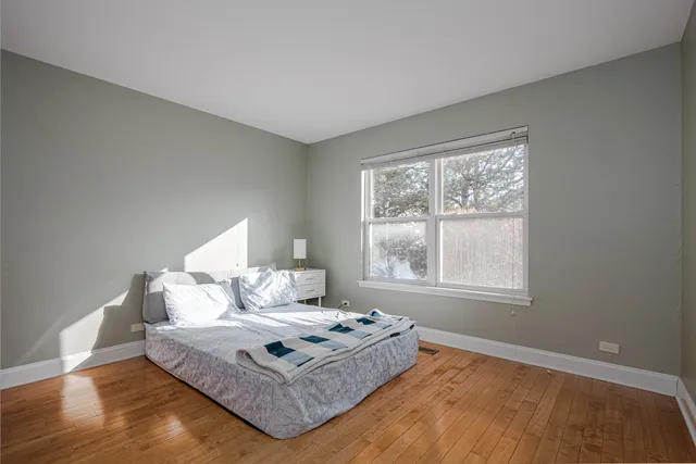 $380,000 | 3060 Crystal Rock Road, Naperville, IL 60564