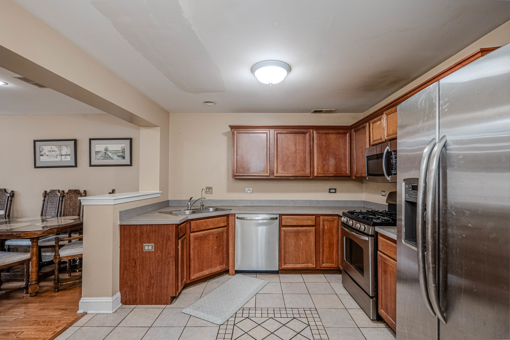 3060 Crystal Rock Road Naperville, IL 60564 - Photo 7 of 22