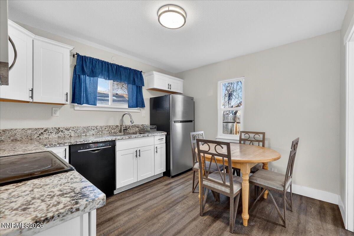1415 Riley Avenue Reno, NV 89502 - Photo 8 of 24 07-DSC_0440