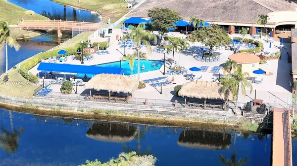 a view of a fountain