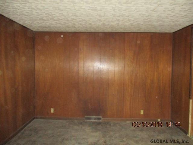 368 Twelfth Street Schenectady, NY 12306 - Photo 8 of 12 Photo 8