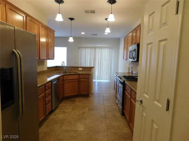 $1,935 | 7516 Chaffinch Street, North Las Vegas, NV 89084