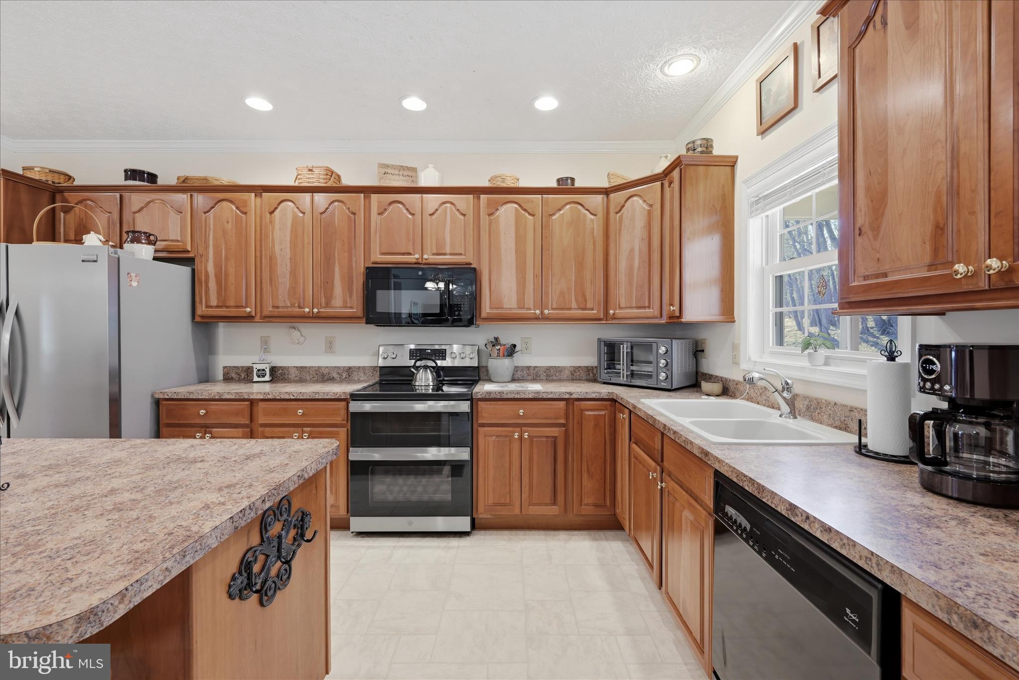 155 Bunchberry Ridge Court Stephens City, VA 22655 - Photo 25 of 71 Kitchen