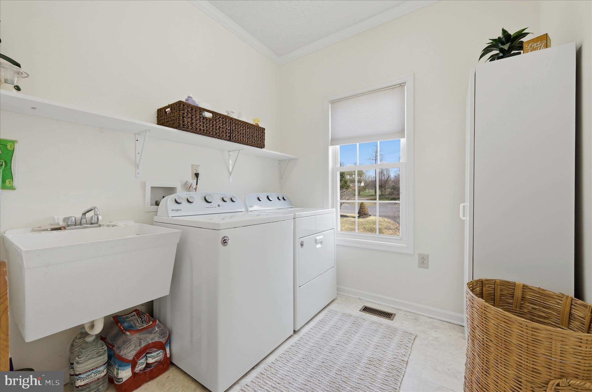 155 Bunchberry Ridge Court Stephens City, VA 22655 - Photo 30 of 71 Laundry Room