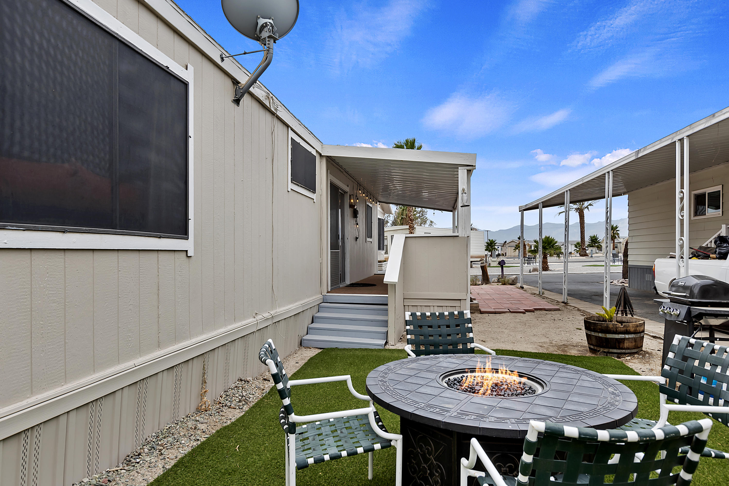 74711 Dillon Road, Unit 339 Desert Hot Springs, CA 92241 - Photo 25 of 29 025_Porch