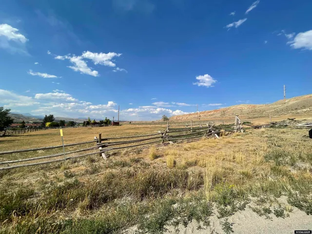 $200,000 | 41060720015800 Clendenning Street, Dubois, WY 82513