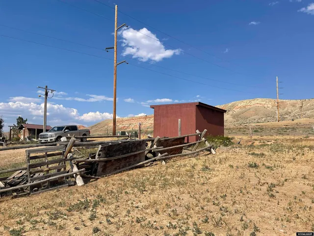 $200,000 | 41060720015800 Clendenning Street, Dubois, WY 82513