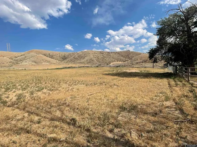 $200,000 | 41060720015800 Clendenning Street, Dubois, WY 82513